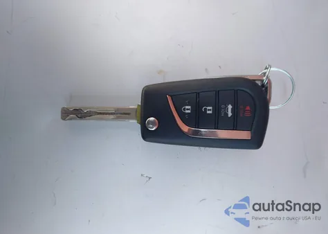 2024 Toyota Camry Se z USA, uszkodzony, nr VIN 4T1G11AK4RU241918